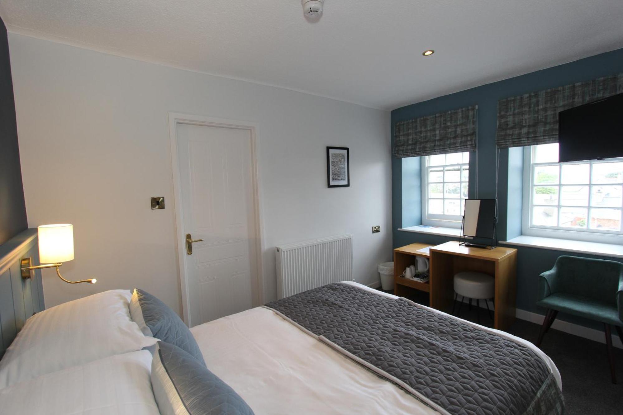 Gwesty Nanhoron Arms Hotel Nefyn Exterior photo