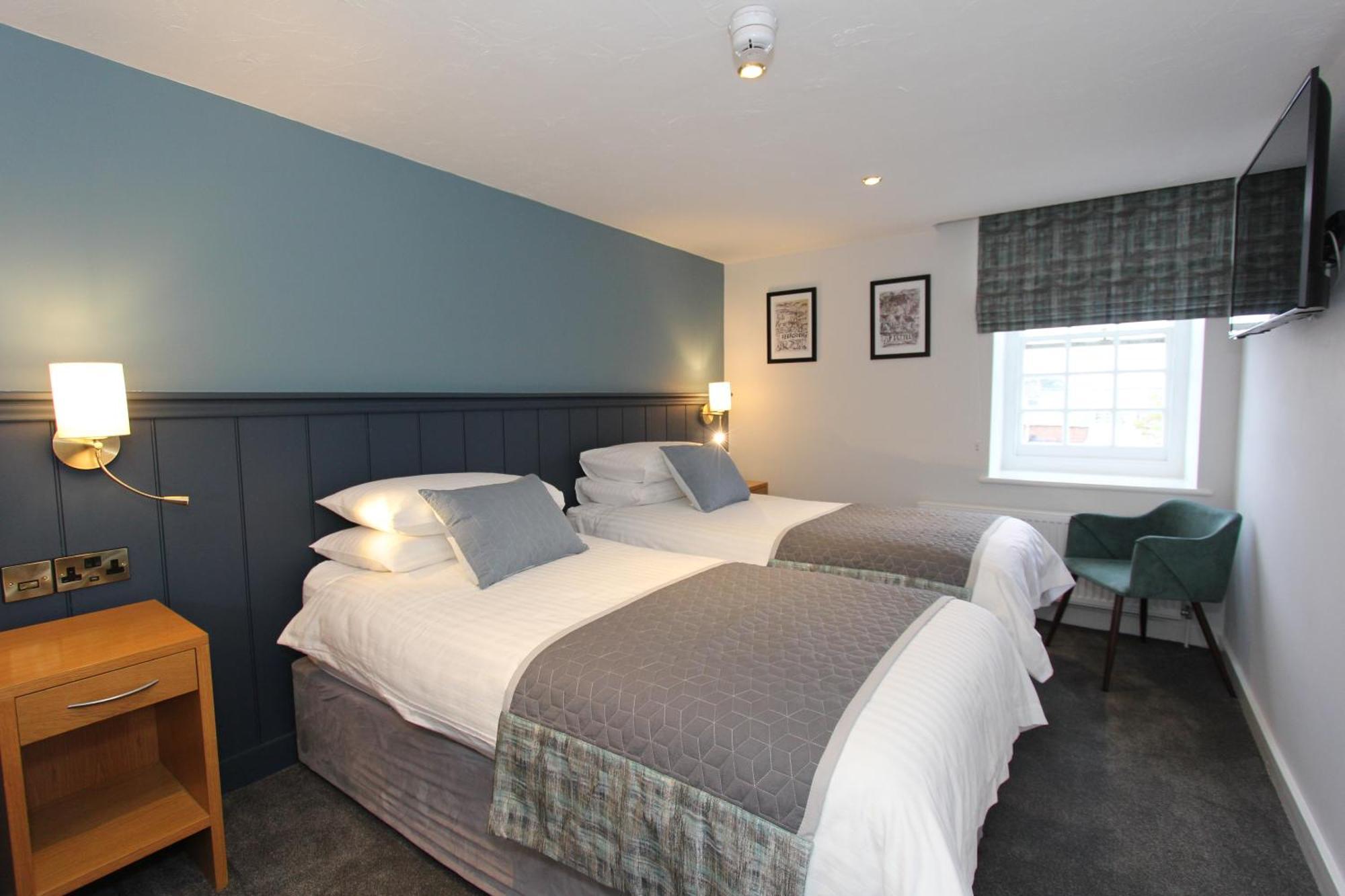 Gwesty Nanhoron Arms Hotel Nefyn Exterior photo
