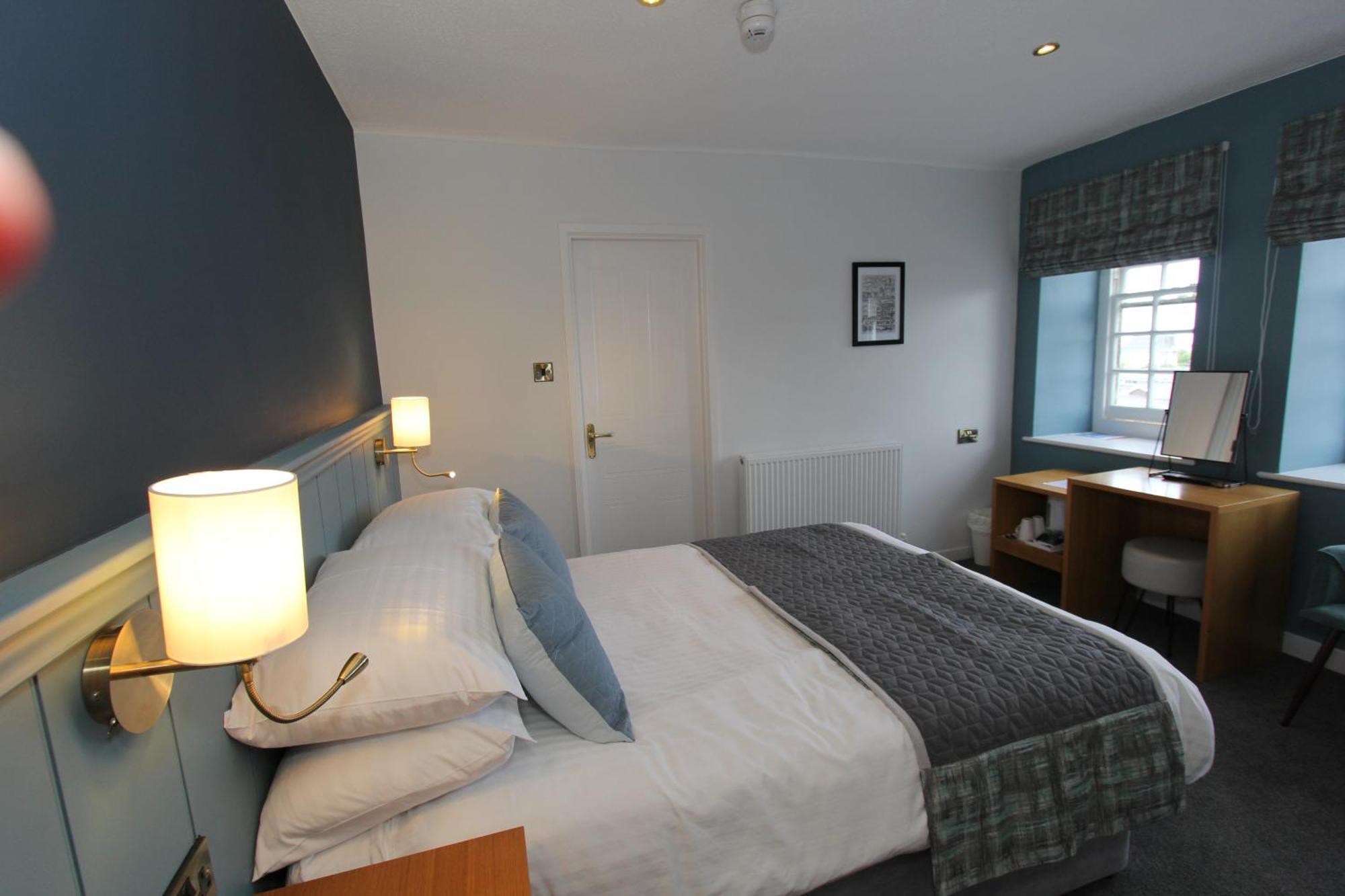 Gwesty Nanhoron Arms Hotel Nefyn Exterior photo