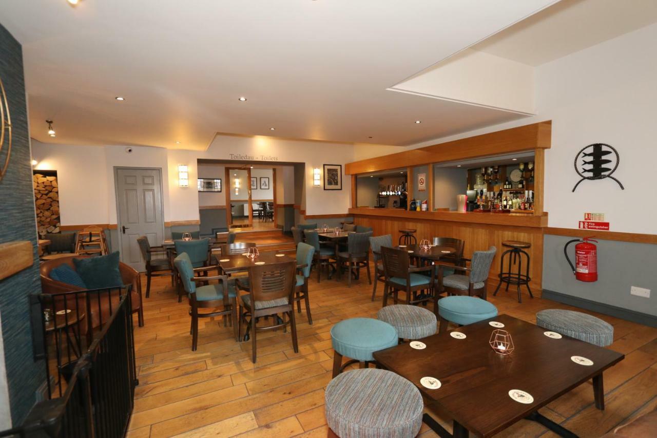 Gwesty Nanhoron Arms Hotel Nefyn Exterior photo